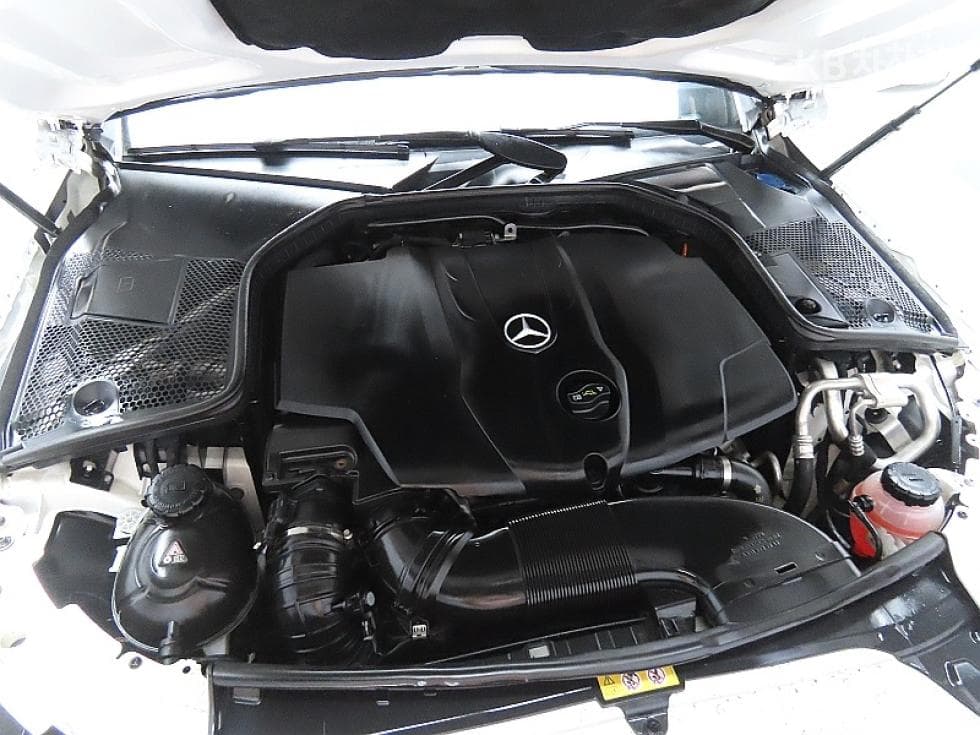 Mercedes-Benz The New (фейслифт) C-КласC220d Avantgarde W205 - 7