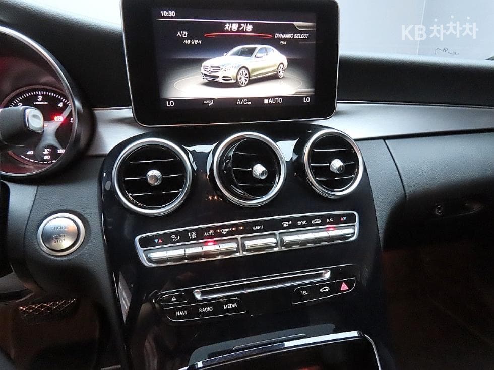 Mercedes-Benz The New (фейслифт) C-КласC220d Avantgarde W205 - 16