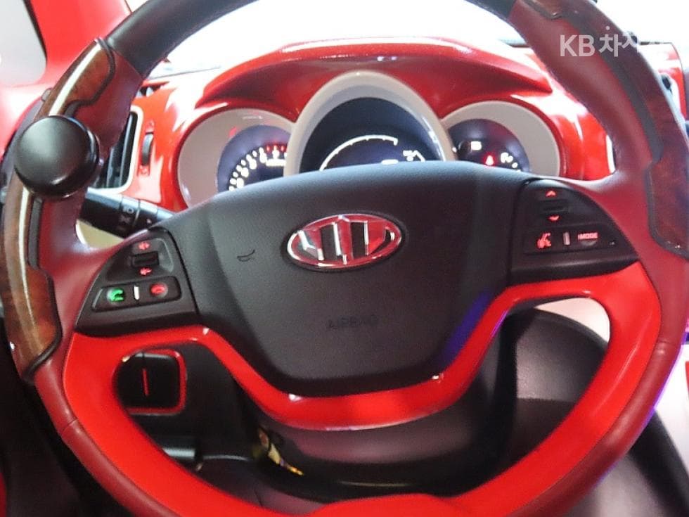 Kia Ray (van)1.0 Gasoline Turbo Prestige - 17