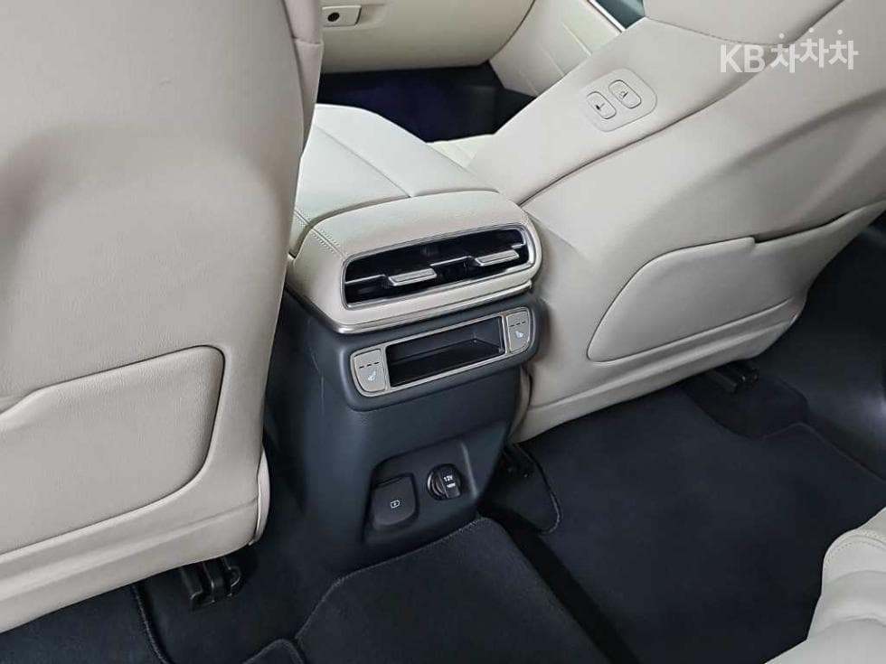 Дженезис G80(RG3)2.5 Турбо Бензин Директ Инжекция 2WD - 13
