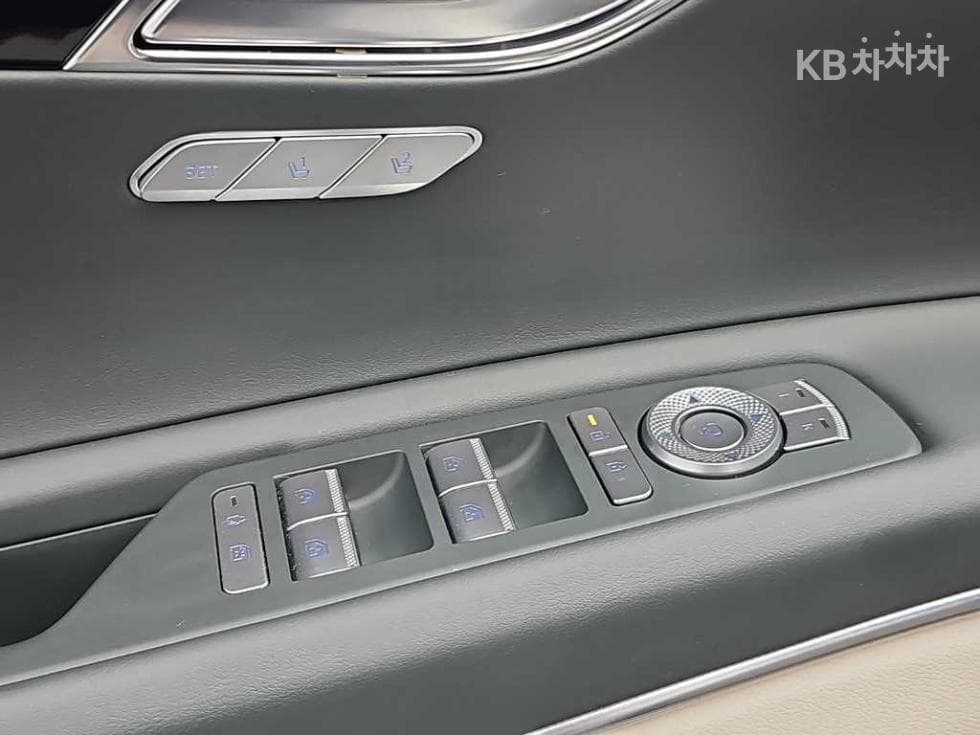 Дженезис G80(RG3)2.5 Турбо Бензин Директ Инжекция 2WD - 19