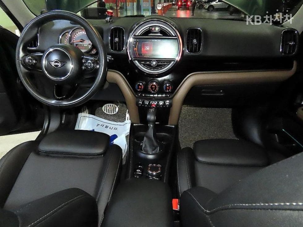 Мини Countryman (F60)1.5 Cooper HighTrim - 7