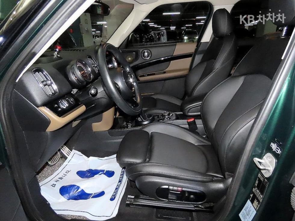 Мини Countryman (F60)1.5 Cooper HighTrim - 8