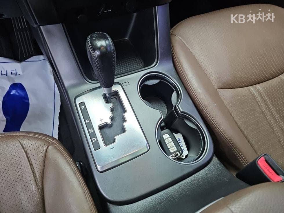 Киа SorentoRДизел 2.2 4x4 TLX Най-висок клас - 8