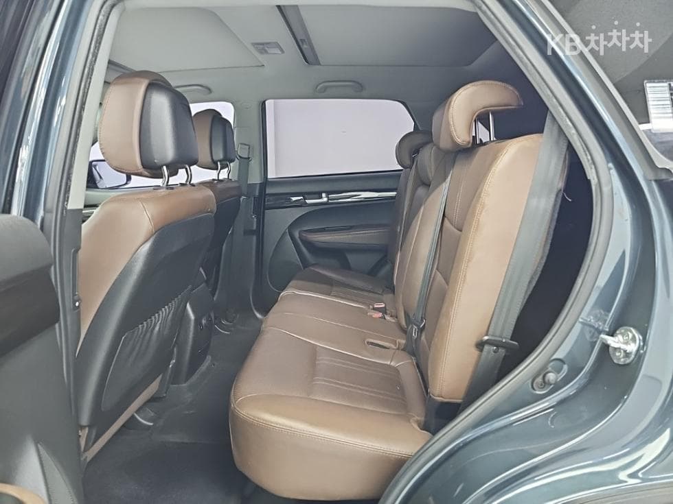 Киа SorentoRДизел 2.2 4x4 TLX Най-висок клас - 12