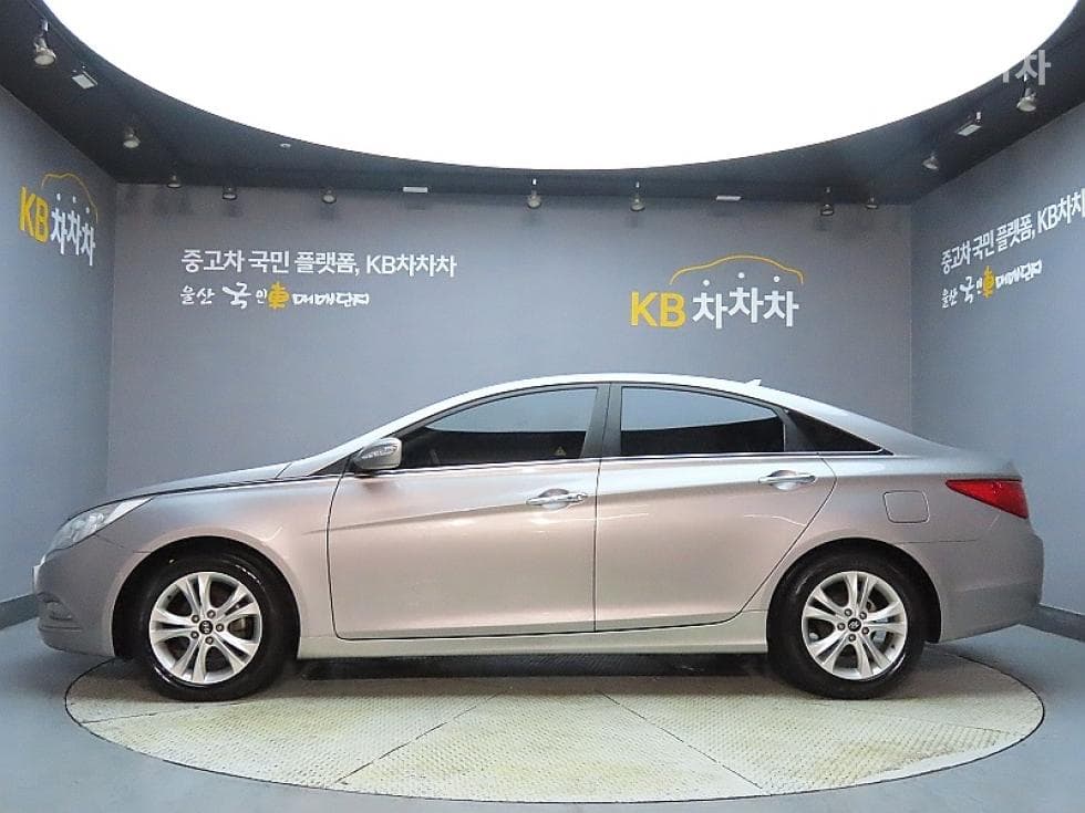 Hyundai YFSonataY20 Top (Cargo) High-end Type - 5