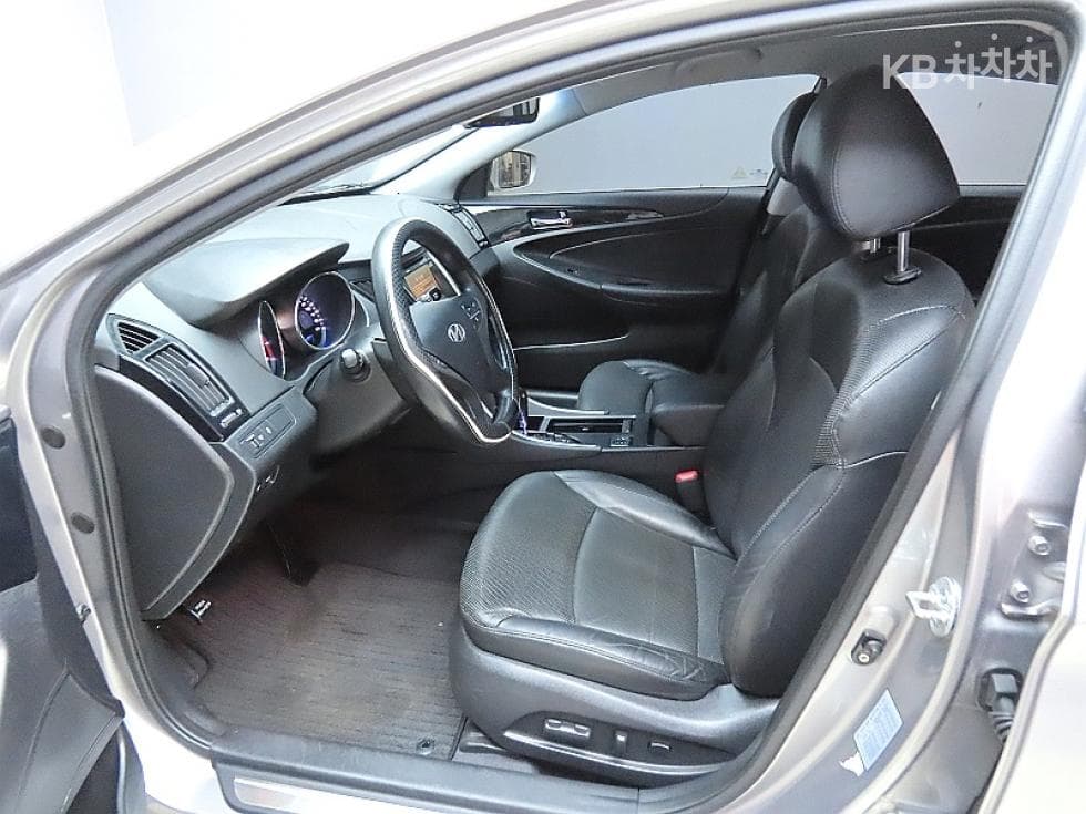 Hyundai YFSonataY20 Top (Cargo) High-end Type - 10