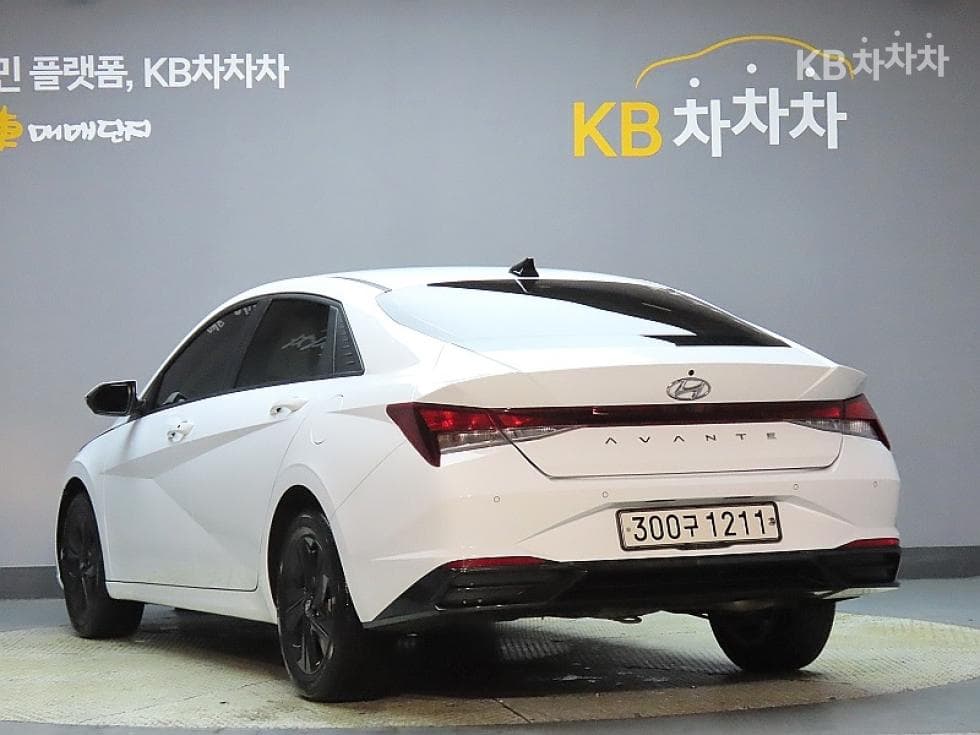 Hyundai All New Avante (Elantra)(CN7)1.6 Gasoline Modern - 4