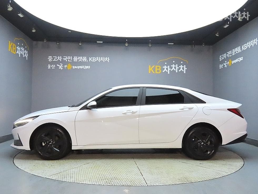 Hyundai All New Avante (Elantra)(CN7)1.6 Gasoline Modern - 5