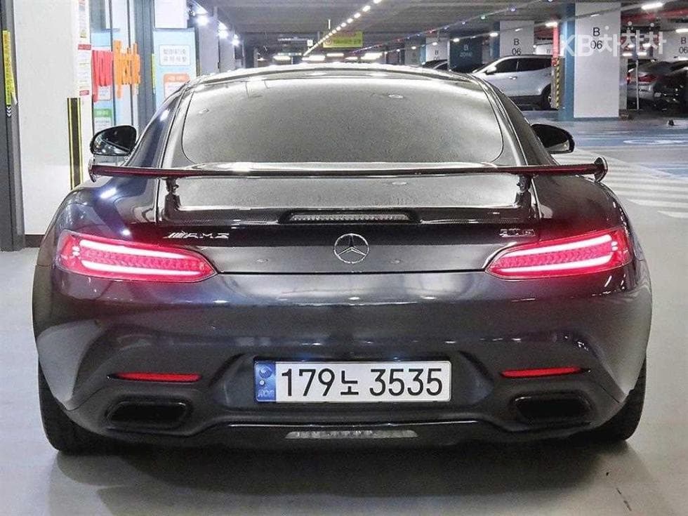 Mercedes-Benz AMG GTGT S - 5