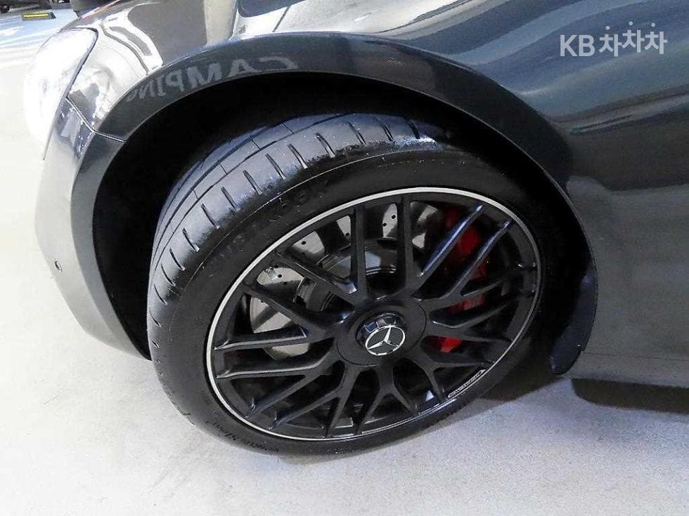 Mercedes-Benz AMG GTGT S - 19
