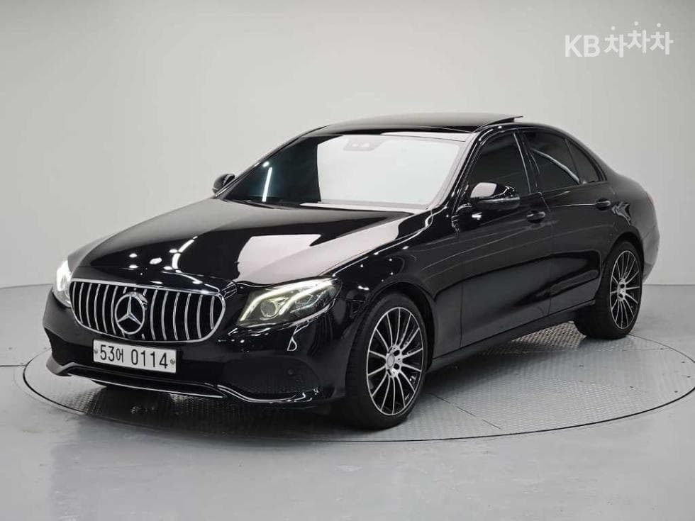 Mercedes-Benz E-Клас (W213) E300 4Matic Avantgarde - Image 1