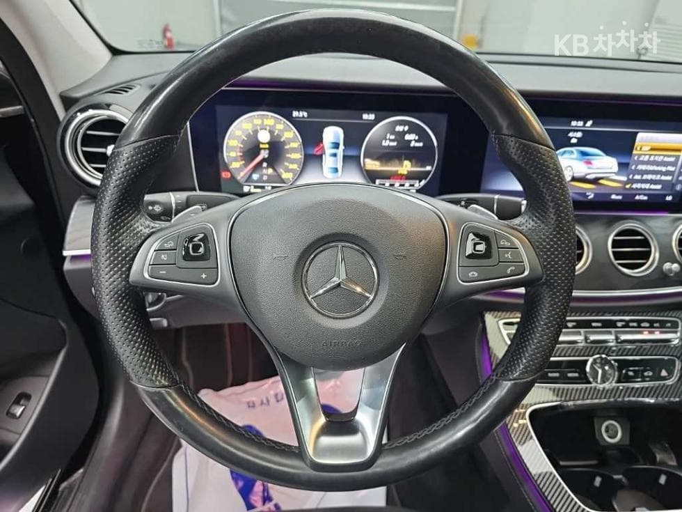 Mercedes-Benz E-Клас (W213)E300 4Matic Avantgarde - 9