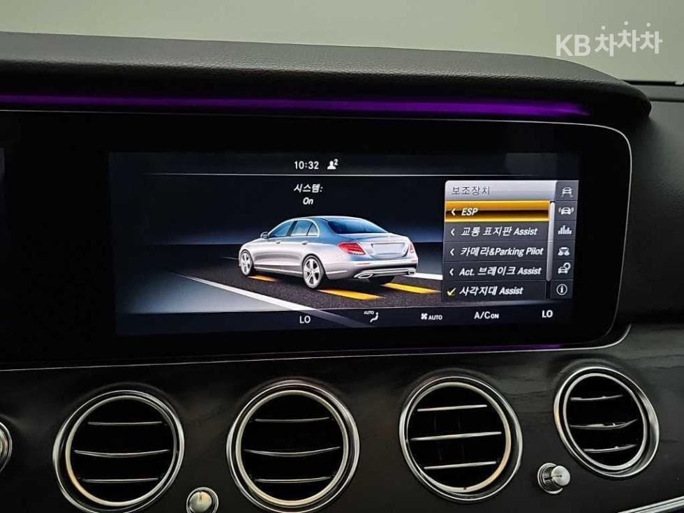 Mercedes-Benz E-Клас (W213)E300 4Matic Avantgarde - 15