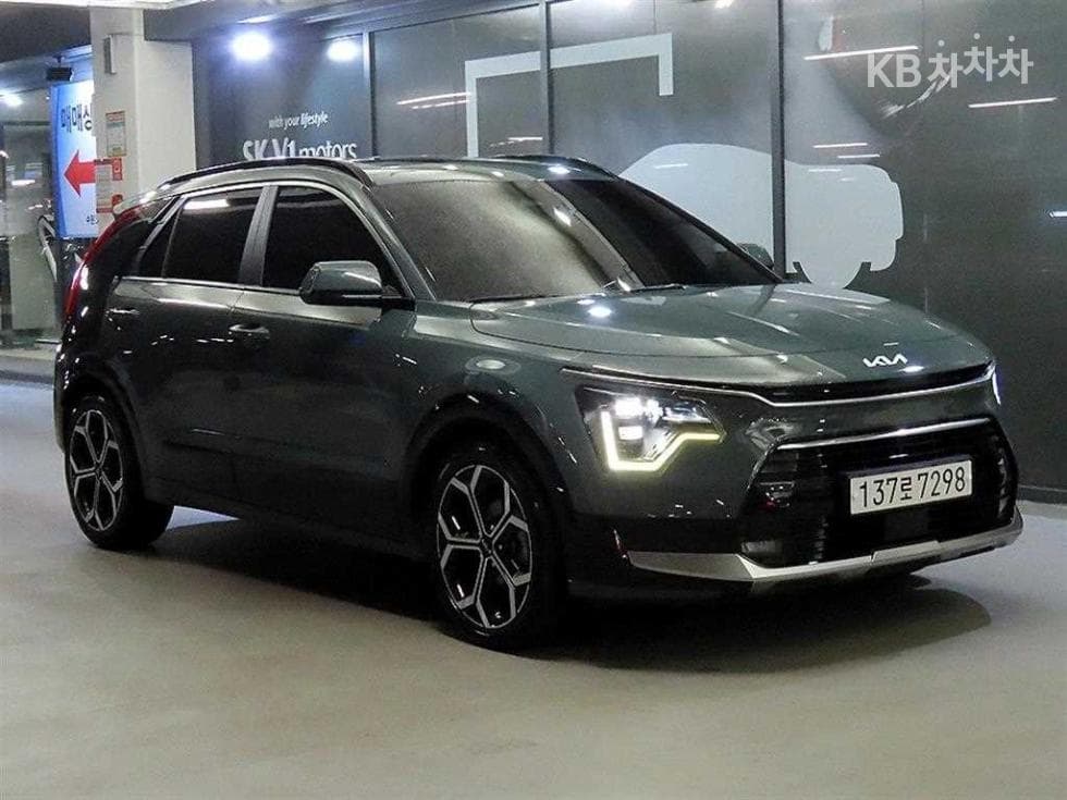 Киа Ди Всеново Ниро 1.6 HEV Signature - Image 1