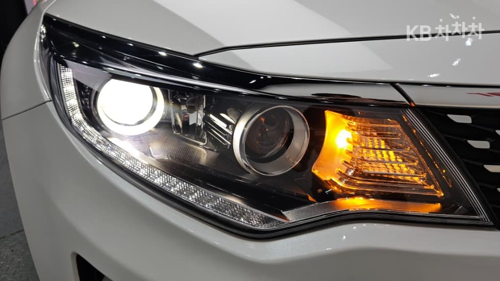 Kia K5 Second generation1.7 Diesel MX Prestige - 12