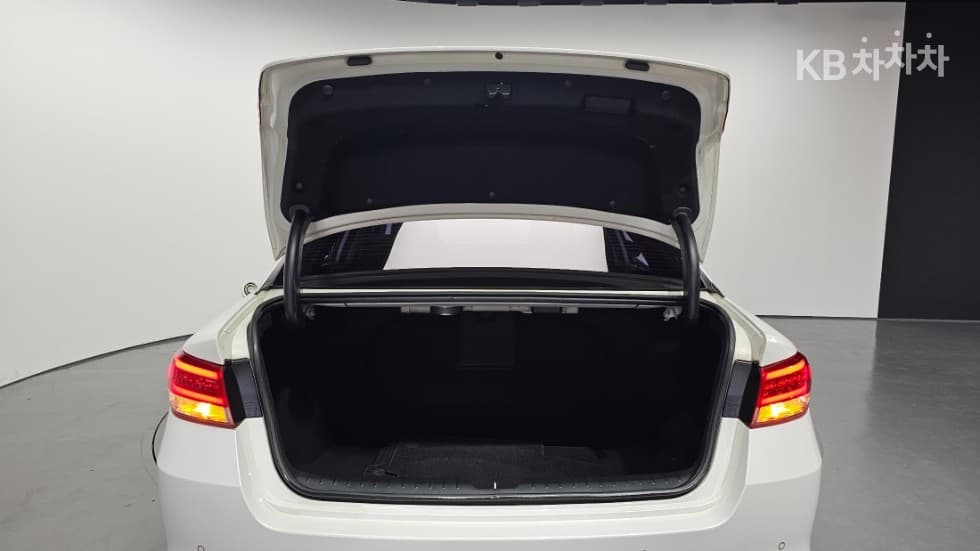 Kia K5 Second generation1.7 Diesel MX Prestige - 26
