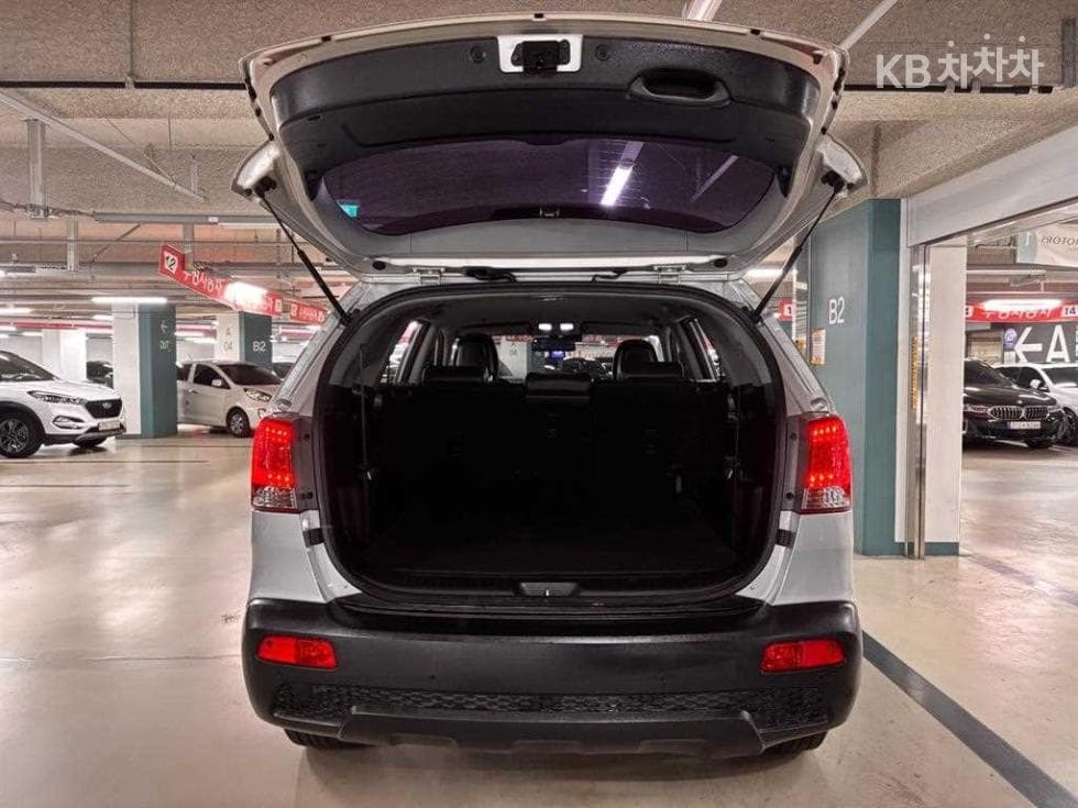 Киа SorentoRДизел 2.0 2WD TLX Най-висок клас - 17