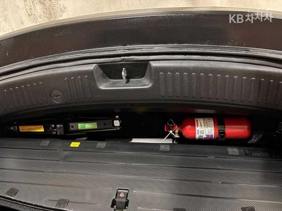Киа SorentoRДизел 2.0 2WD TLX Най-висок клас - 18