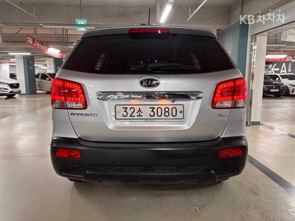 Киа SorentoRДизел 2.0 2WD TLX Най-висок клас - 20