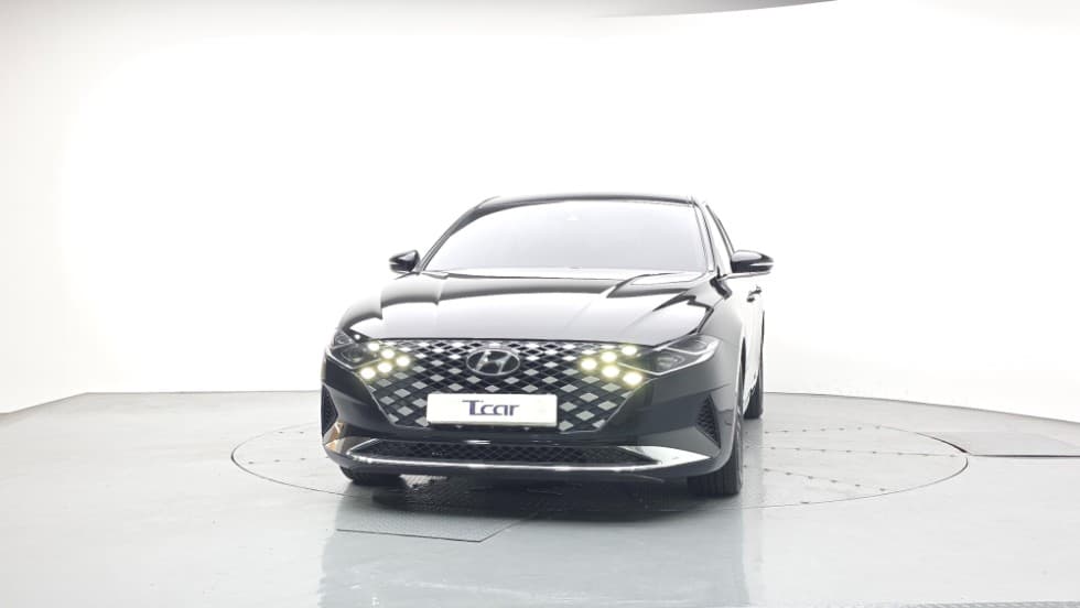 Hyundai The New (facelift) Grandeur (Azera)2.5 Premium - 3
