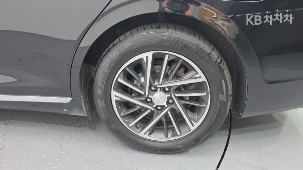 Hyundai The New (facelift) Grandeur (Azera)2.5 Premium - 6