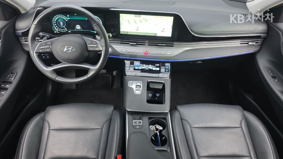 Hyundai The New (facelift) Grandeur (Azera)2.5 Premium - 13