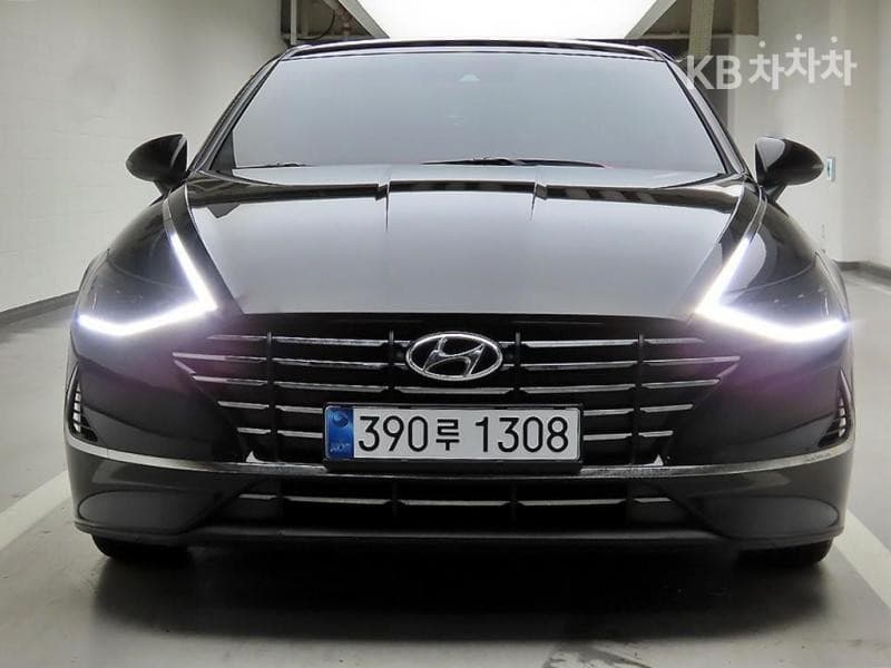 Хюндай Соната (DN8)2.0 LPG Рент-а-кар Premium - 2