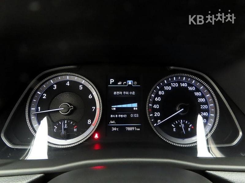 Хюндай Соната (DN8)2.0 LPG Рент-а-кар Premium - 6