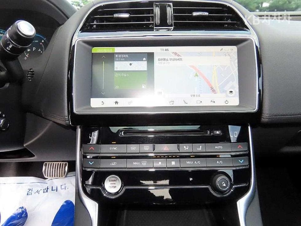 Jaguar XE2.0 Diesel PORTFOLIO - 14