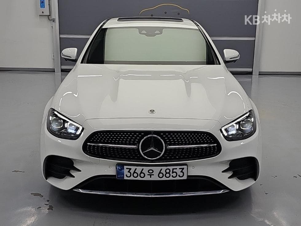 Mercedes-Benz E-Клас (W213)E250 AMG Line - 2