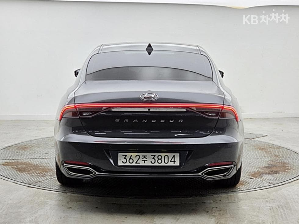 Hyundai The New (facelift) Grandeur (Azera)2.5 Le Blanc - 4
