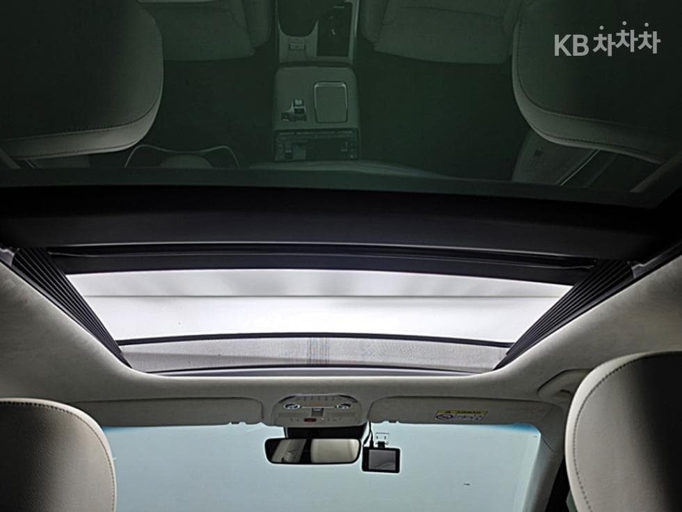 Hyundai The New (facelift) Grandeur (Azera)3.3 Le Blanc - 14