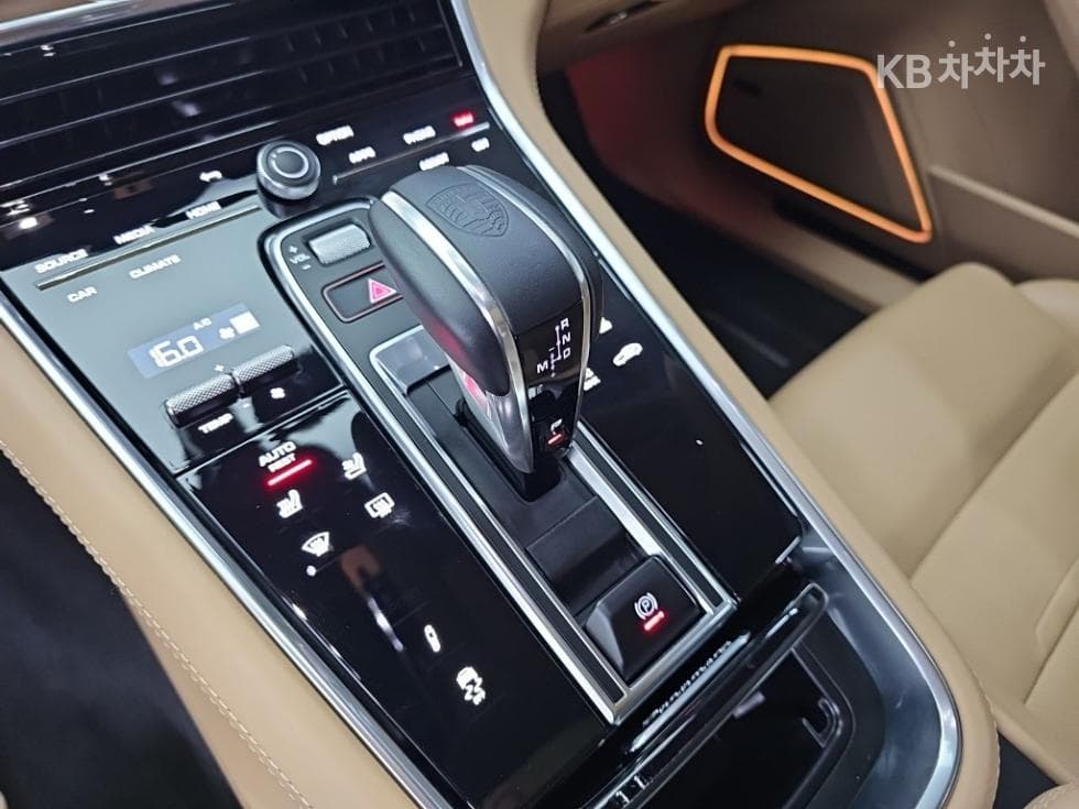 Porsche 파나메라 (971)2.9 4 Platinum Edition - 8