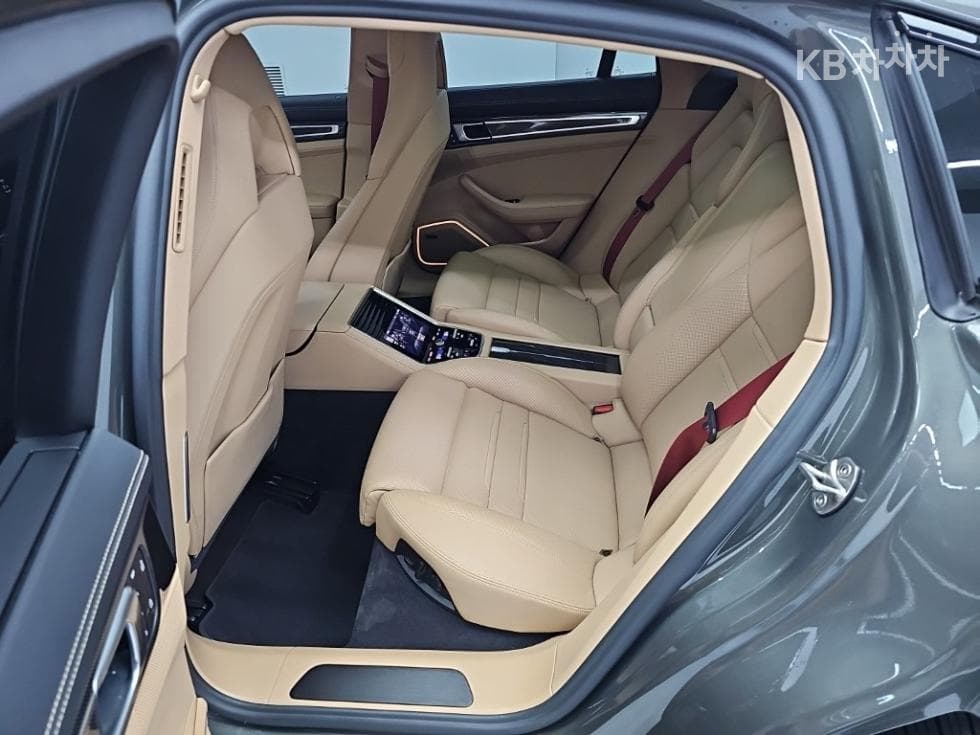 Porsche 파나메라 (971)2.9 4 Platinum Edition - 12
