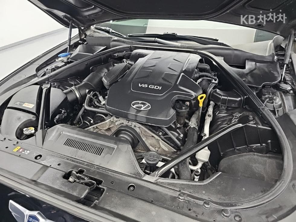 Хюндай ДженезисDHG330 Premium AWD - 5