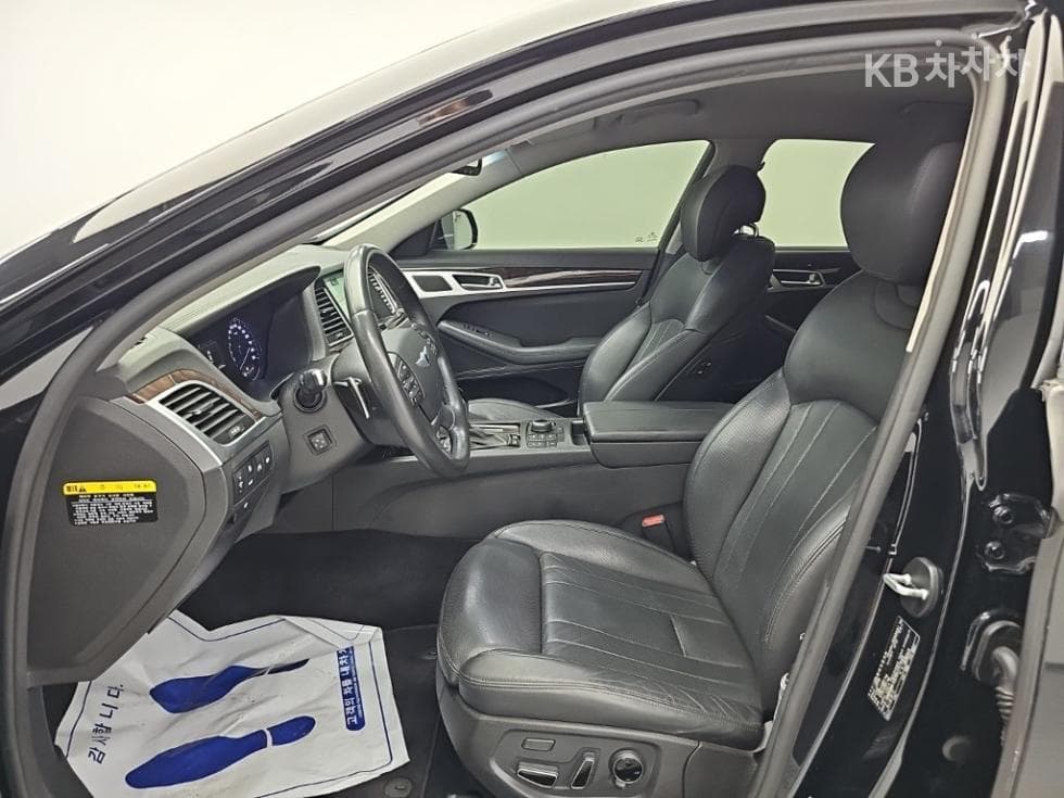 Хюндай ДженезисDHG330 Premium AWD - 11