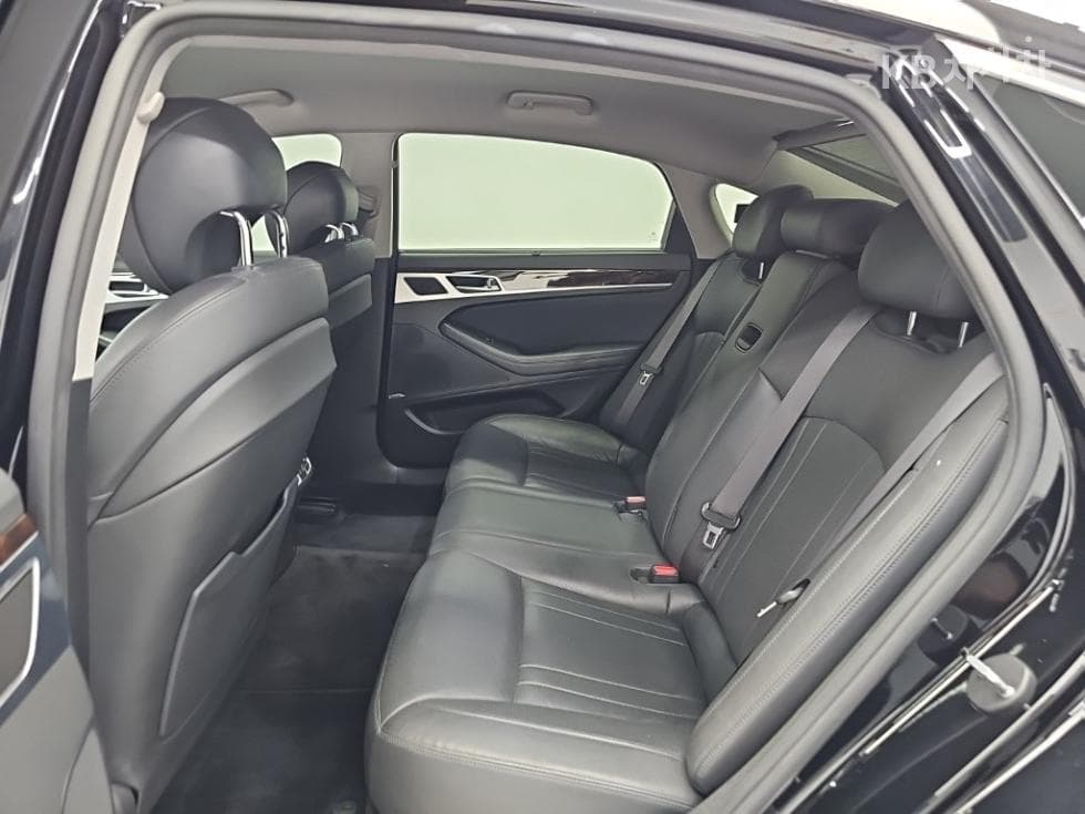 Хюндай ДженезисDHG330 Premium AWD - 12