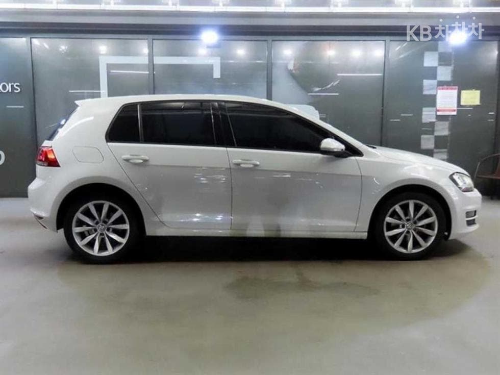 Volkswagen Golf2.0 Turbo Diesel Injection MK7 - 3
