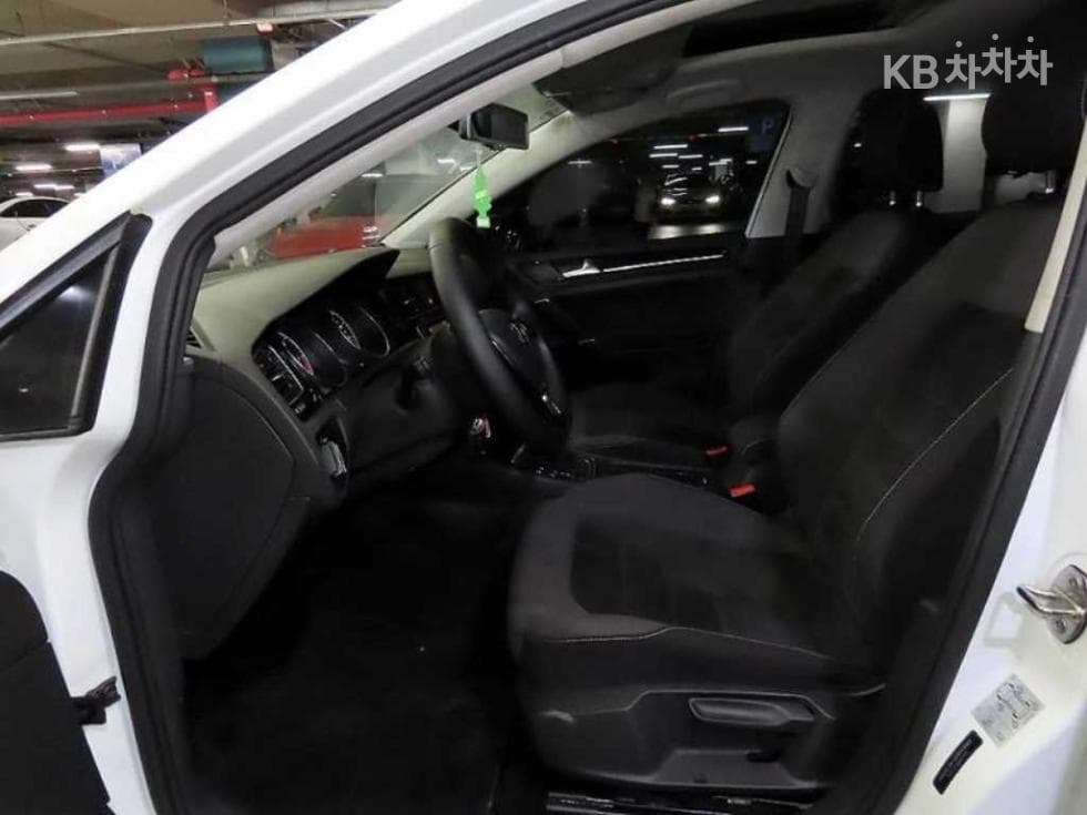 Volkswagen Golf2.0 Turbo Diesel Injection MK7 - 6