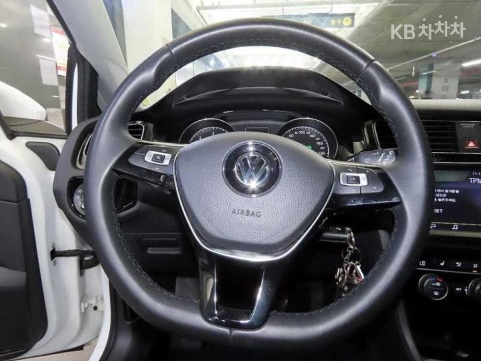 Volkswagen Golf2.0 Turbo Diesel Injection MK7 - 8