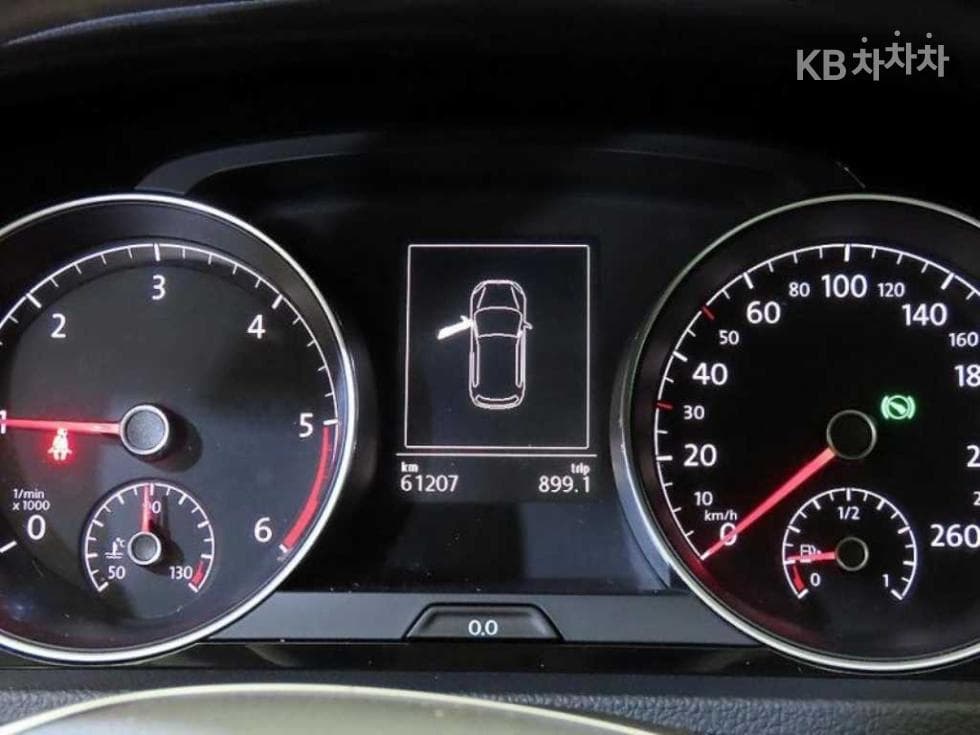 Volkswagen Golf2.0 Turbo Diesel Injection MK7 - 10