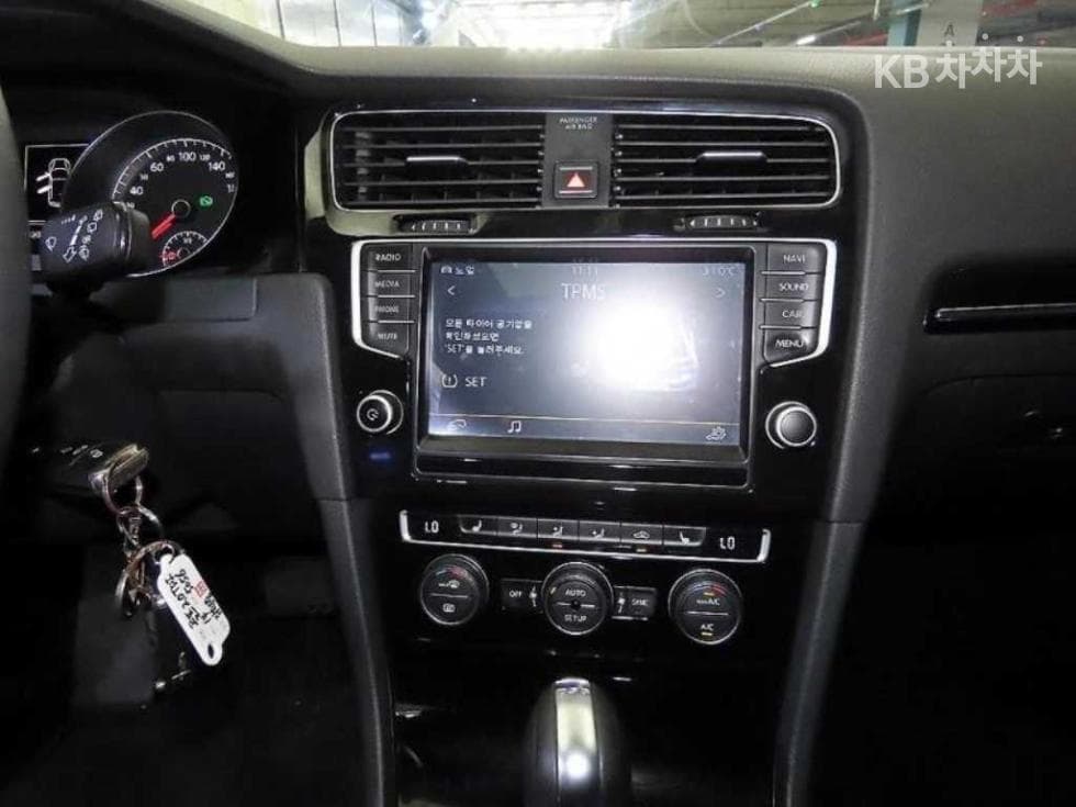 Volkswagen Golf2.0 Turbo Diesel Injection MK7 - 11
