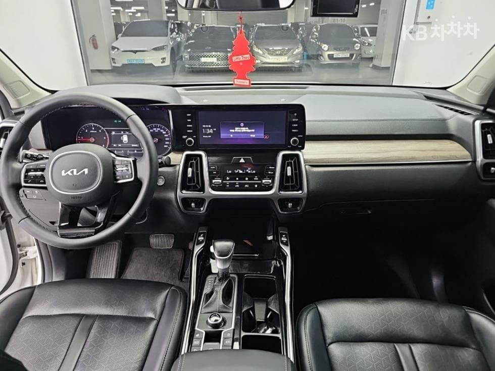 Киа The New (фейслифт) Sorento MQ42.2 Дизел 2WD Престиж - 7