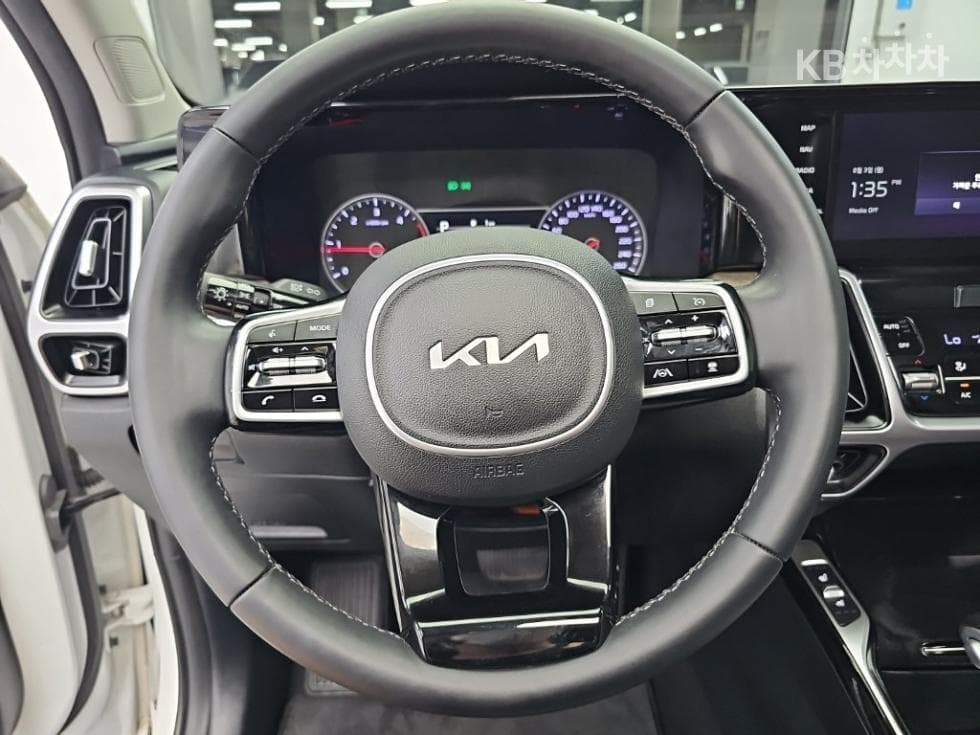 Киа The New (фейслифт) Sorento MQ42.2 Дизел 2WD Престиж - 9