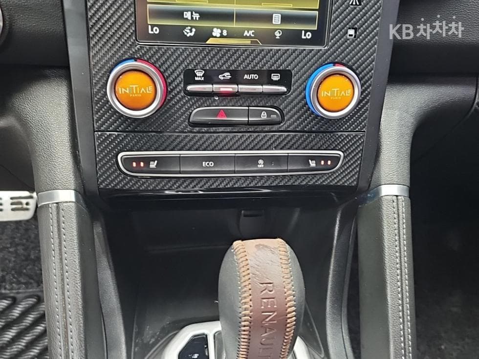 Рено Корея QM62.0 2WD LE Стандартен - 10