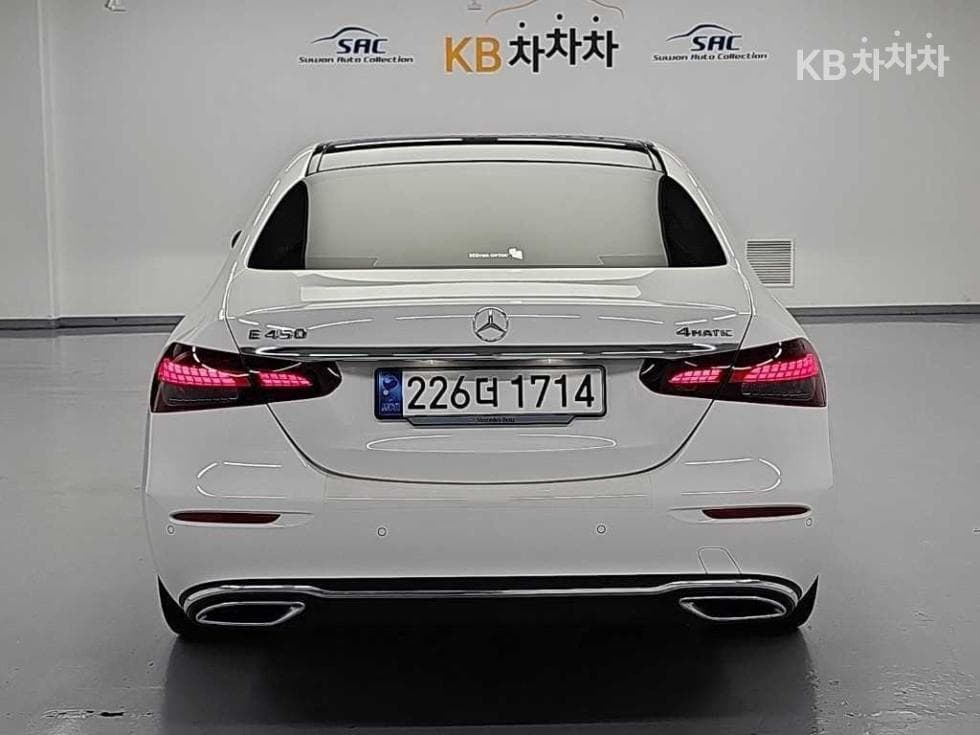 Mercedes-Benz E-Class (W213)E450 4MATIC EXCLUSIVE - 3