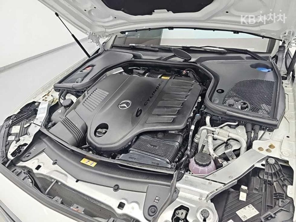 Mercedes-Benz E-Class (W213)E450 4MATIC EXCLUSIVE - 5