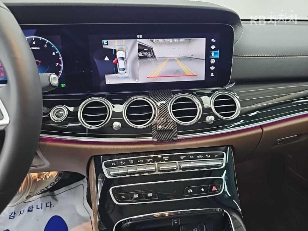 Mercedes-Benz E-Class (W213)E450 4MATIC EXCLUSIVE - 10