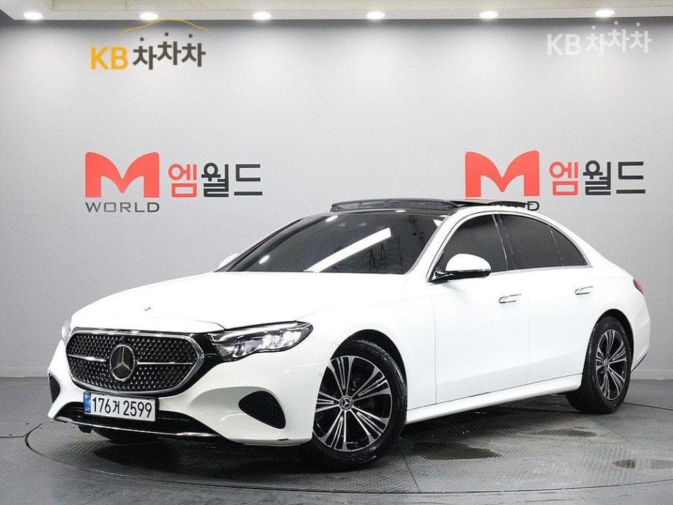 Mercedes-Benz E-클래스 (W214) E200 Avantgrade - Image 1